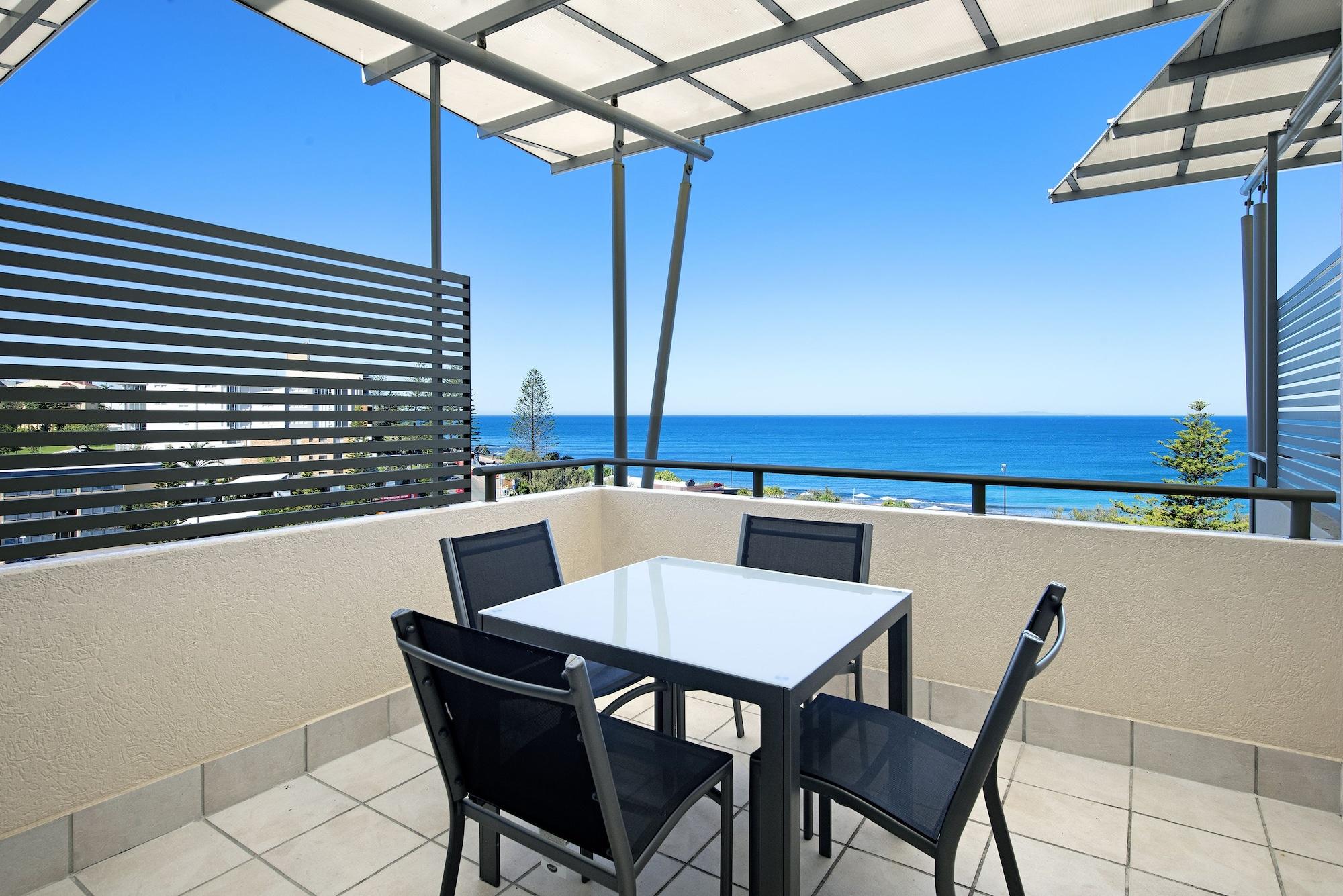 Ultiqa Shearwater Resort Caloundra Exterior photo